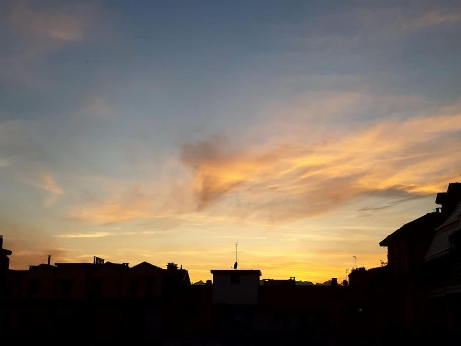 Ferienwohnung La Mansarda Delle Mongolfiere Turin Exterior foto