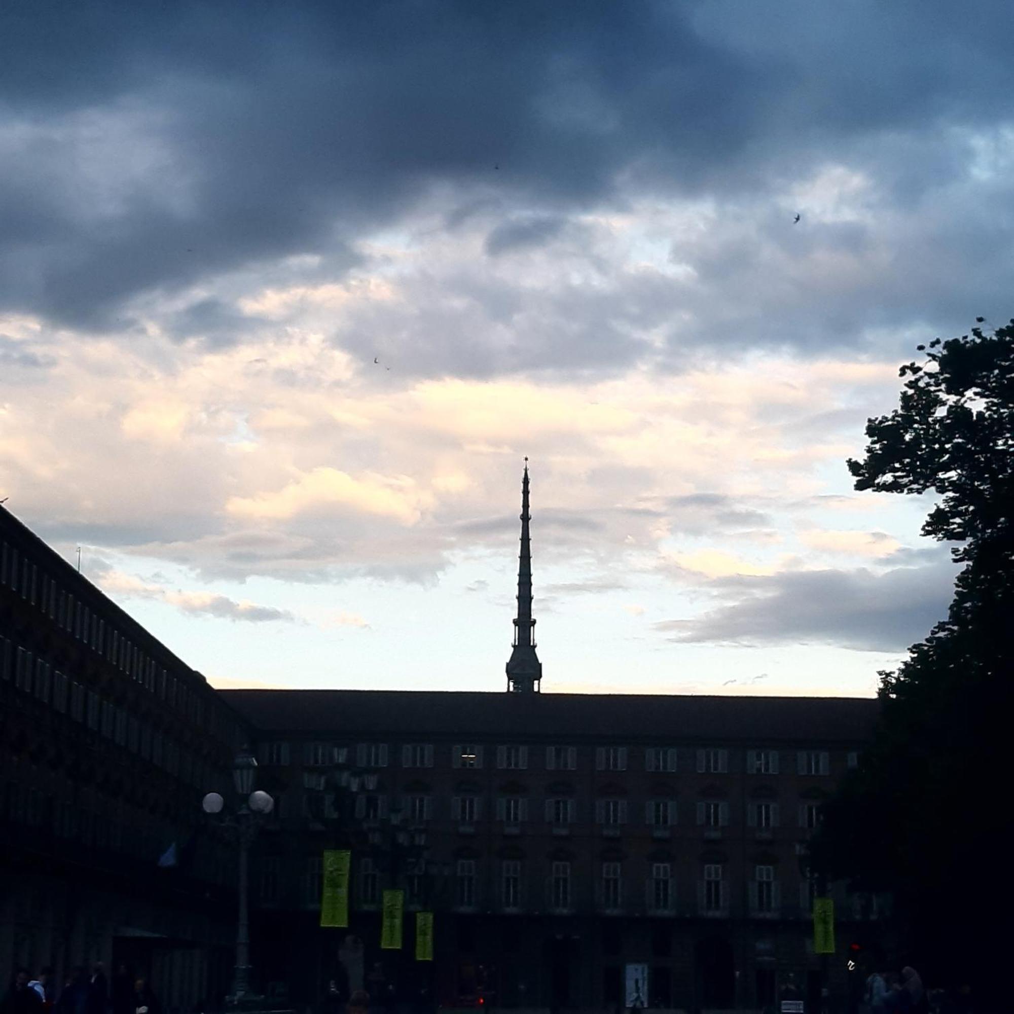 Ferienwohnung La Mansarda Delle Mongolfiere Turin Exterior foto